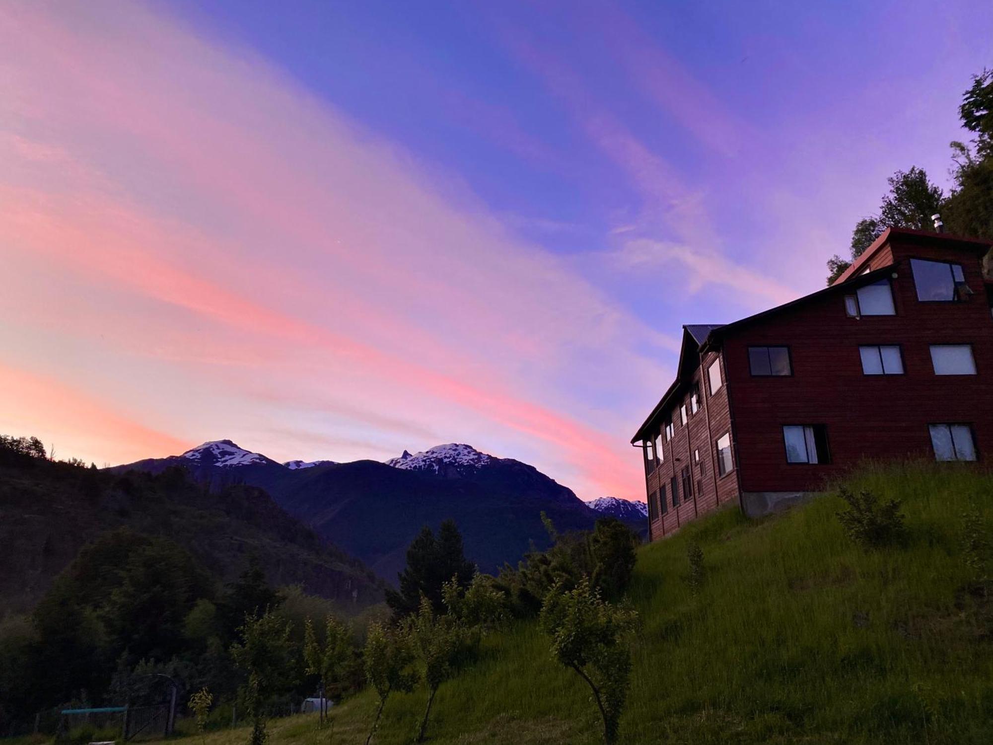 Hostal Las Natalias Futaleufú Zewnętrze zdjęcie