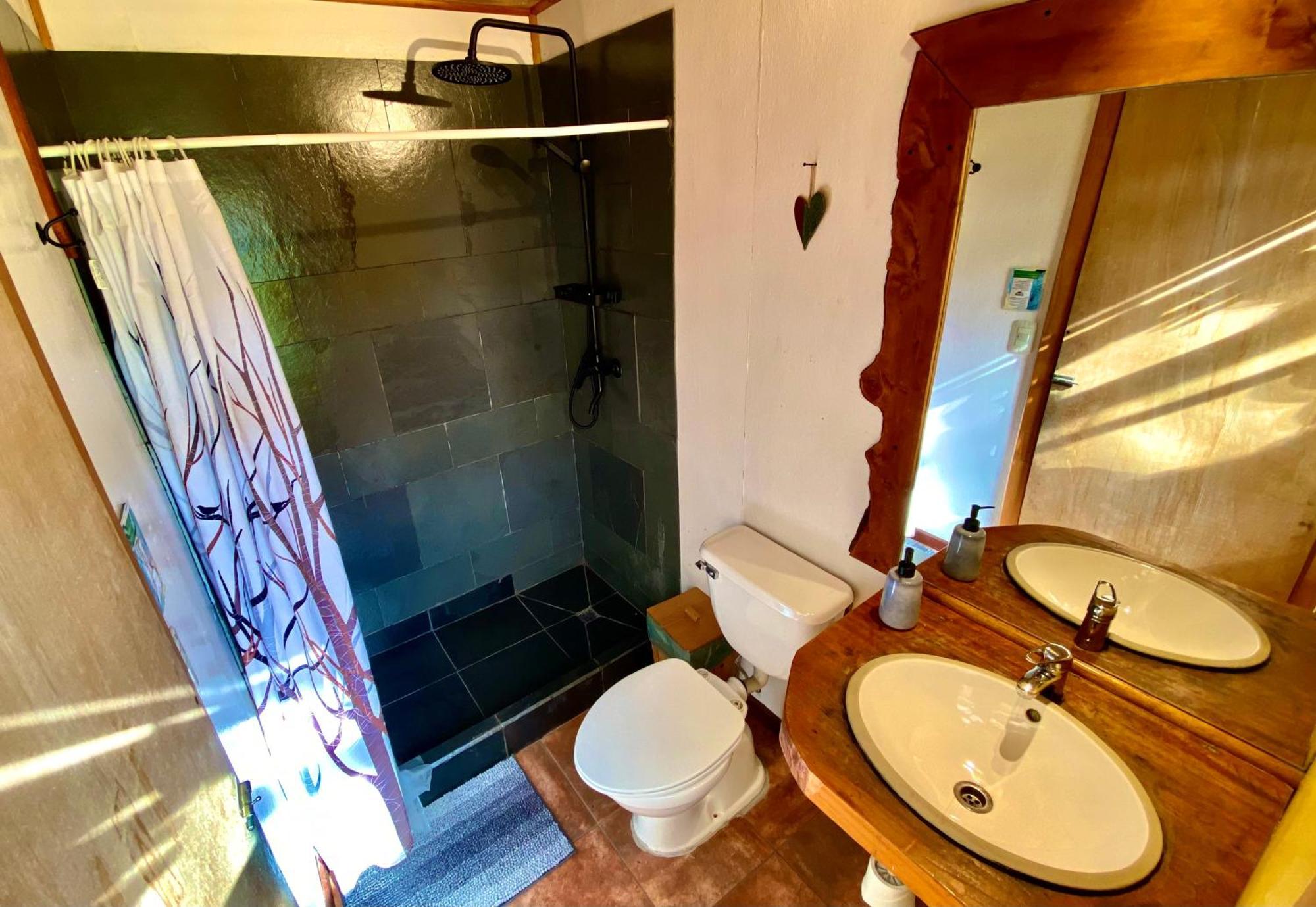 Hostal Las Natalias Futaleufú Zewnętrze zdjęcie